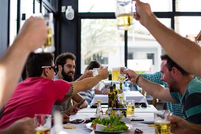 Gli effetti della musica sull’atmosfera e sui comportamenti d’acquisto in un ristorante